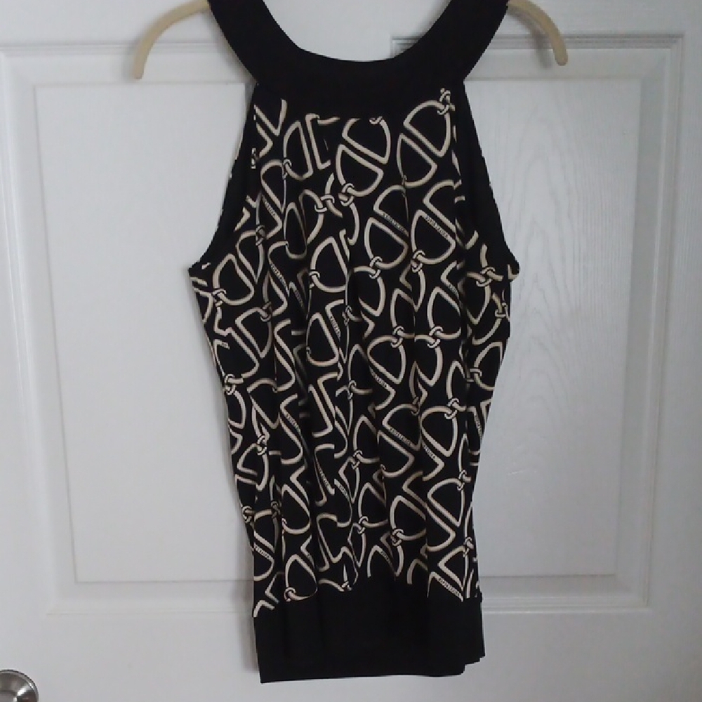Stylish Black and White Women's Top
